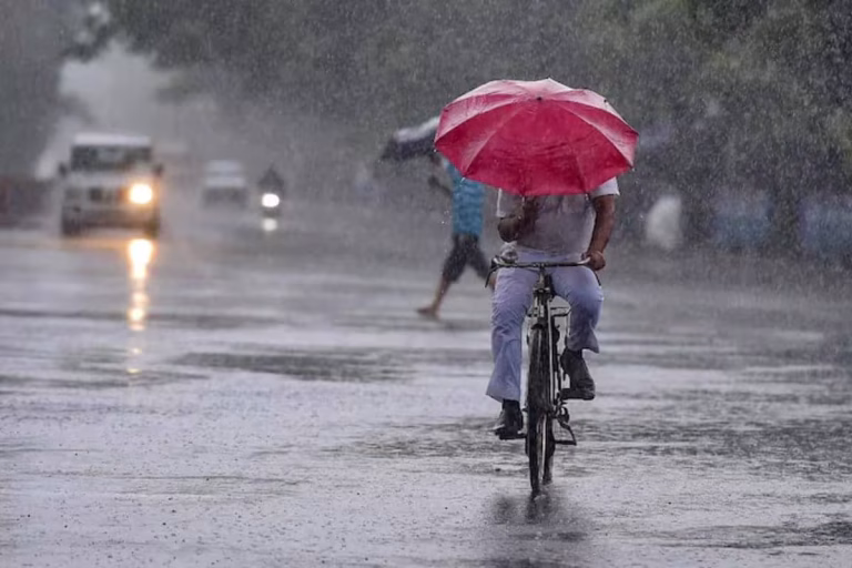 राजस्थान में मौसम का डबल अटैक! बारिश से राहत, लेकिन आंधी ने बिगाड़ा खेल