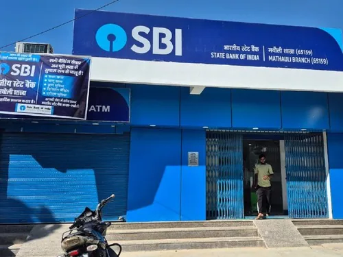 जुलाई 2026 में 12 दिन बंद रहेंगे बैंक, जरूरी काम निपटाने से पहले देखें पूरी छुट्टियों की जानकारी