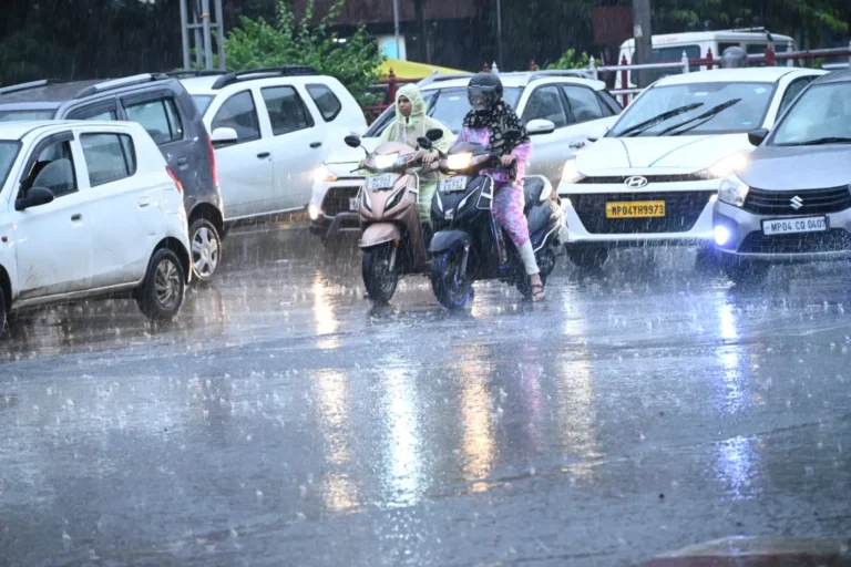 राजस्थान में मौसम का बड़ा यू-टर्न! 27 जिलों में आंधी-बारिश का अलर्ट, इन इलाकों में लू बनेगी आफत