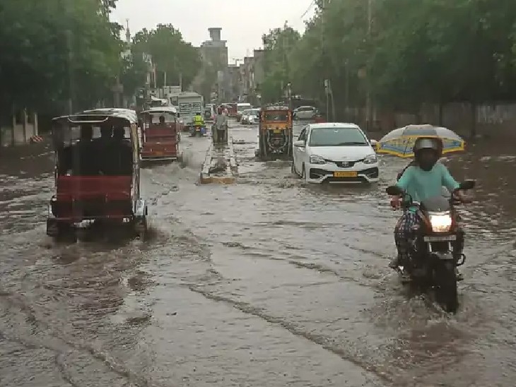 राजस्थान में मानसून का तांडव! कई जिलों में मूसलाधार बारिश, 36 जिलों में अलर्ट जारी, जानें आपके जिले का मौसम