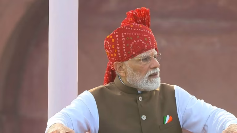 PM मोदी ने लाल किले से गिनाईं 7 बड़ी प्राथमिकताएं: AI स्किलिंग से महिला आरक्षण तक, 2047 के विकसित भारत का लक्ष्य